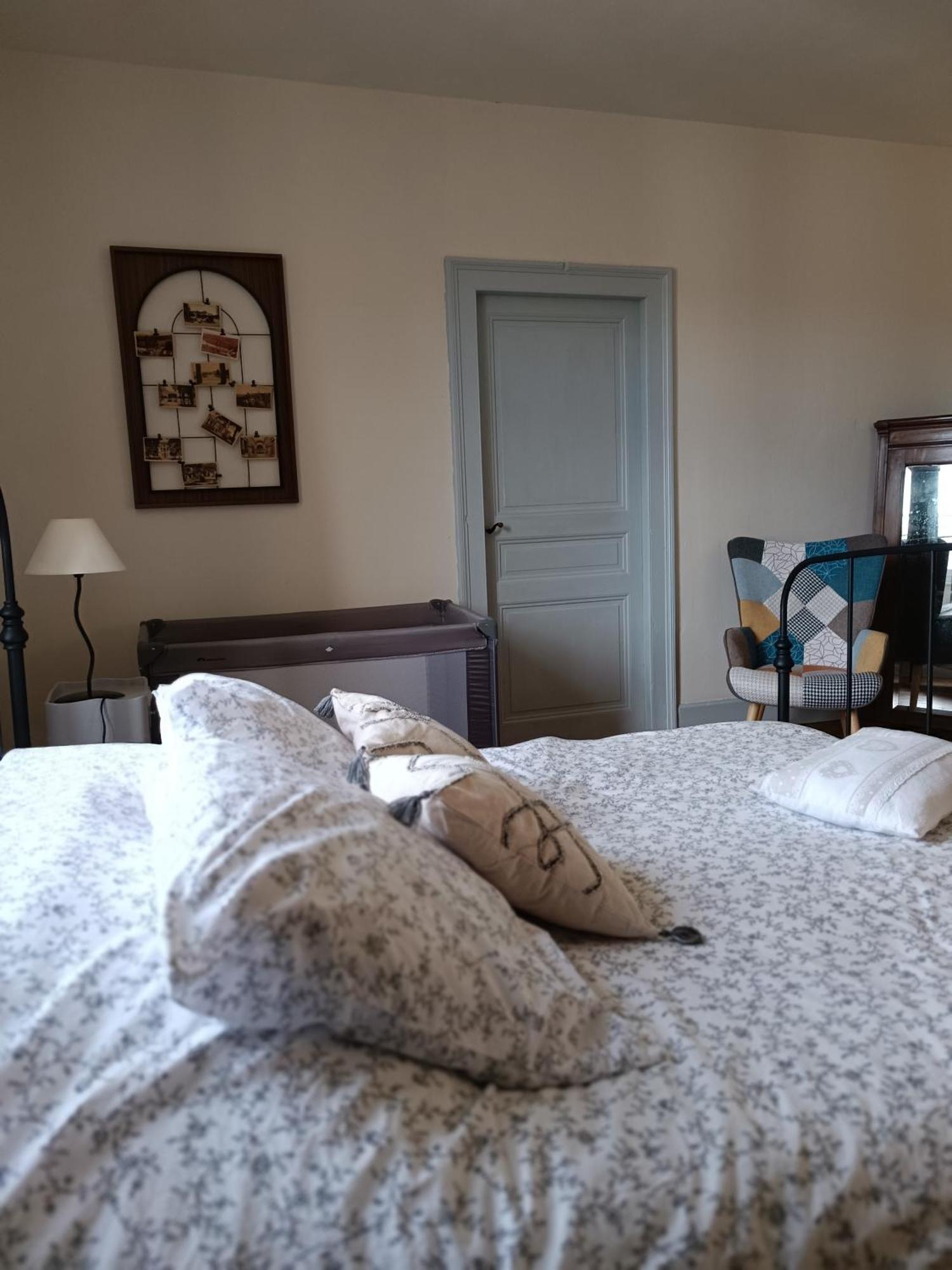 Baladous Bed & Breakfast Montgaillard-de-Salies Oda fotoğraf