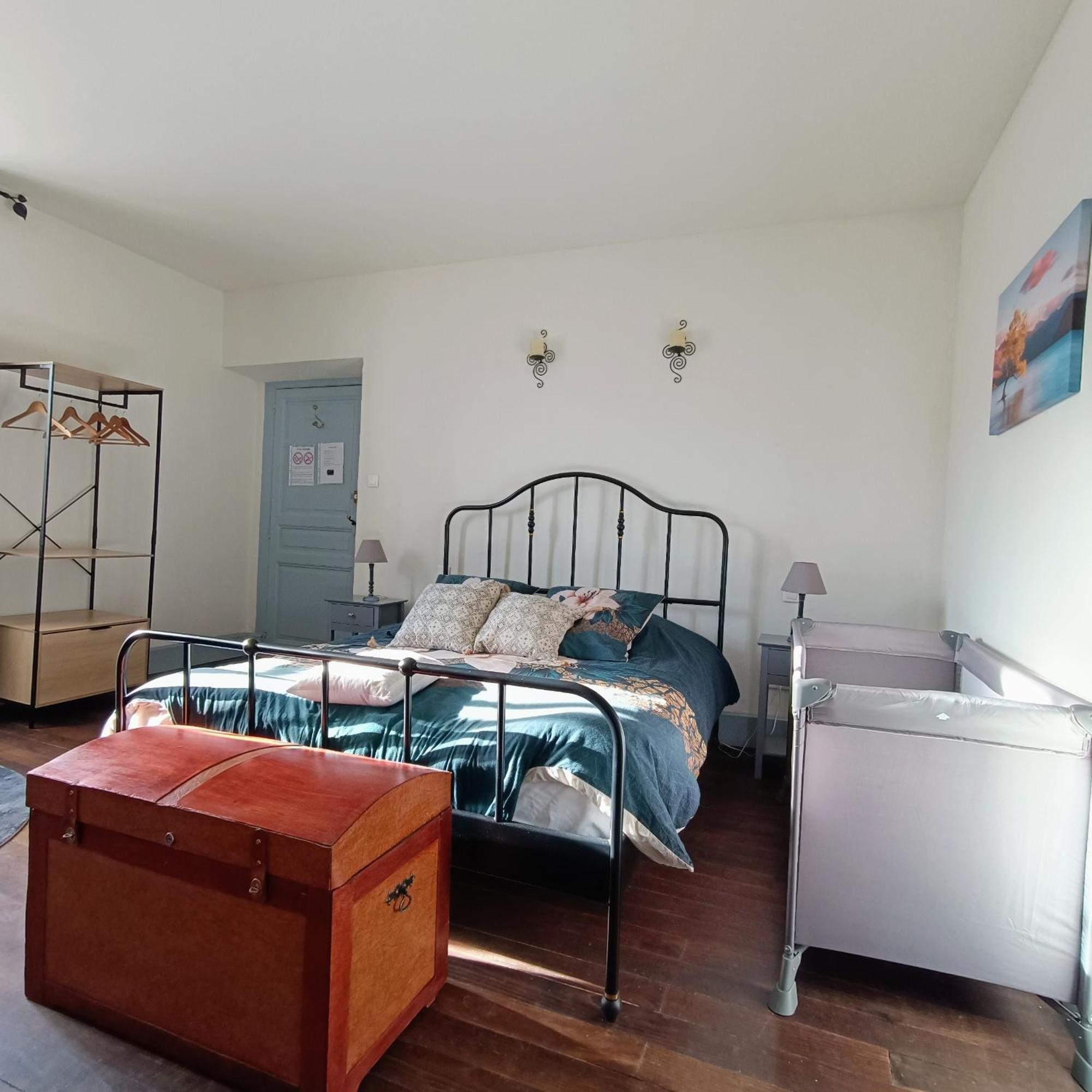 Baladous Bed & Breakfast Montgaillard-de-Salies Oda fotoğraf